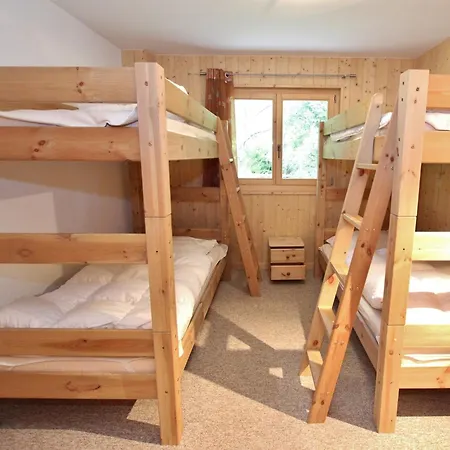 In Riddes Near Lift Les 4 Vallees Vakantiehuis *
