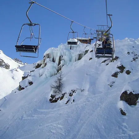 In Riddes Near Lift Les 4 Vallees Vakantiehuis La Tzoumaz